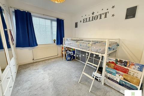 7 Captain Cooks Crescent, Marton In Cleveland, Middlesbrough, TS7 8NJ