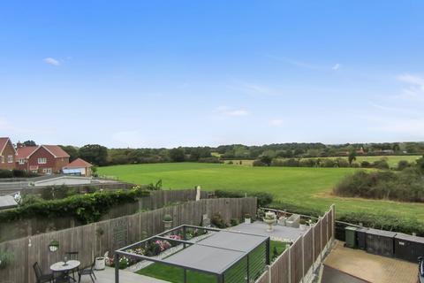 3 bedroom semi-detached house for sale, Halden Close, Ashford TN26