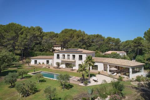 5 bedroom villa, Mougins