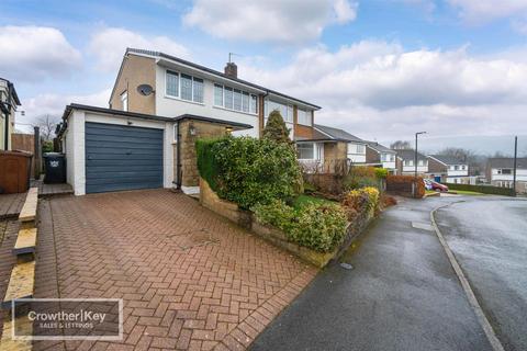 3 bedroom semi-detached house for sale, Dovedale Crescent, Buxton