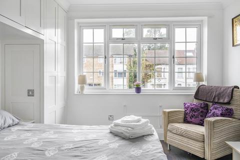 Flat 8, Byron Court Osborne Road, Thornton Heath, CR7 8PD