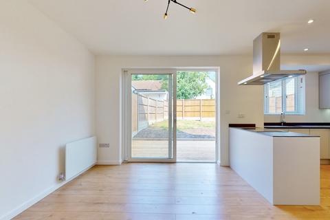 2 bedroom semi-detached house for sale, St. Andrews Avenue, Wembley HA0