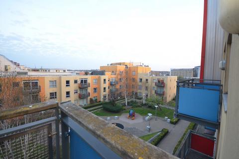 1 bedroom flat to rent, John Harrison Way, London SE10