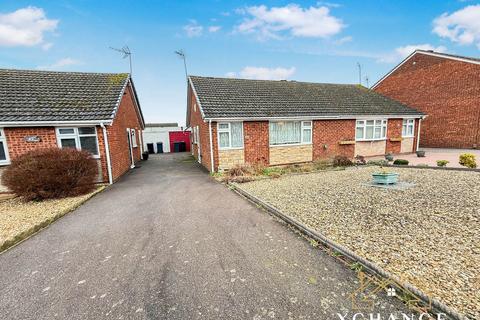 3 bedroom semi-detached bungalow for sale, Fair Isle Drive, Nuneaton CV10