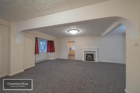 2 bedroom apartment for sale, Hardwick Gardens, Buxton