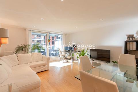 3 bedroom apartment to rent, Lensbury Avenue, Fulham SW6