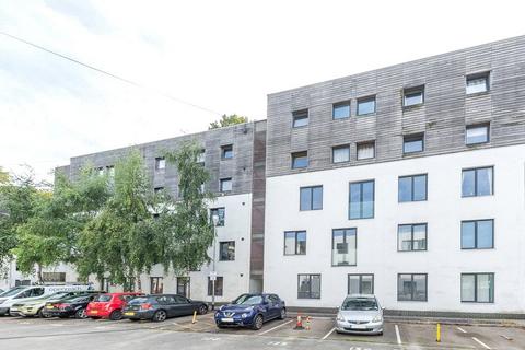 1 bedroom apartment for sale, Godstone Road, WHYTELEAFE, Surrey, CR3