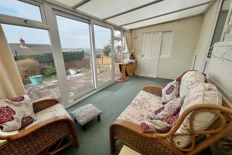 2 bedroom detached bungalow for sale, Pursley Close, Sandown