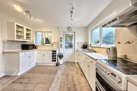 4 bedroom detached house for sale, Bridport