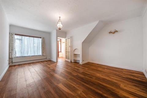 17 Cowper Road, Kingston Upon Thames, KT2 5PQ