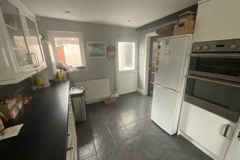 10 Brynamman Road, Lower Brynamman, Ammanford, SA18 1TP