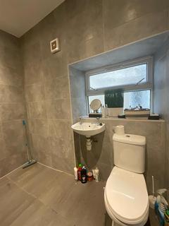 10 Brynamman Road, Lower Brynamman, Ammanford, SA18 1TP