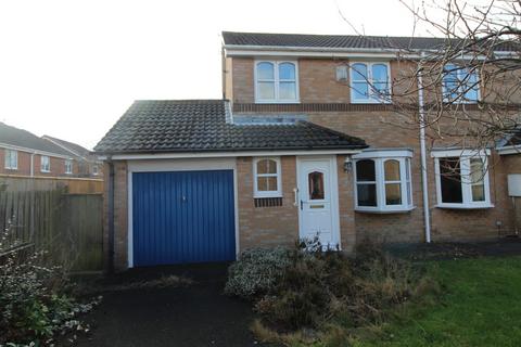 3 bedroom semi-detached house for sale, Oatfield Close, Fallowfield, Ashington