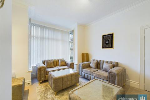 4 bedroom terraced house for sale, Saltburn Place, Bradford, West Yorkshire, BD9