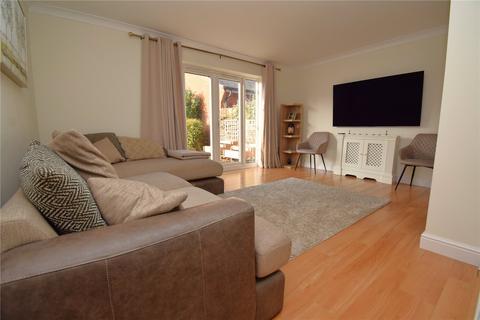 4 bedroom link detached house to rent, Oxley Parker Drive, Mile End, Colchester, Essex, CO4