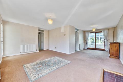 17 Calais Dene, Bampton, OX18 2NR