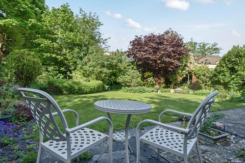 17 Calais Dene, Bampton, OX18 2NR