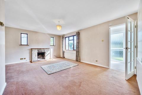 17 Calais Dene, Bampton, OX18 2NR
