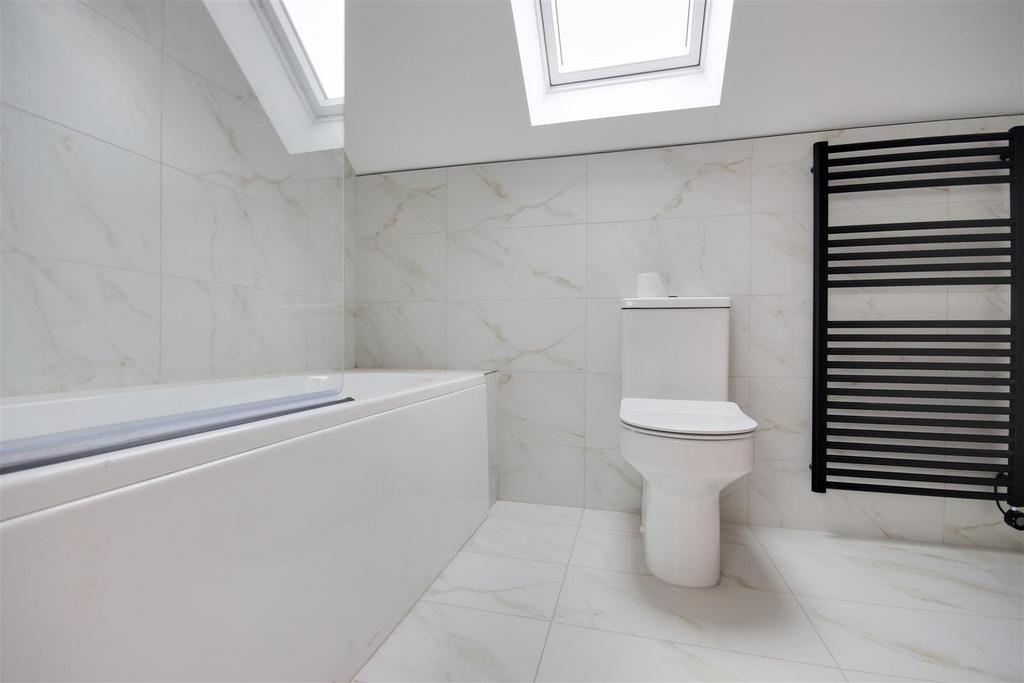 Ensuite.jpg