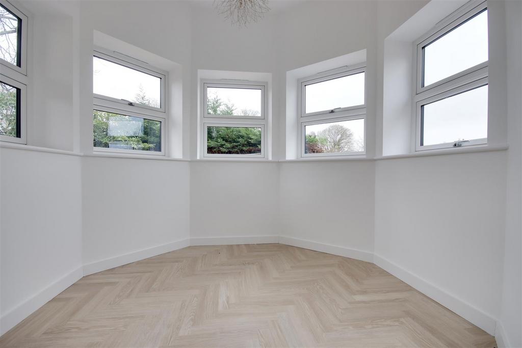 Dining area.jpg