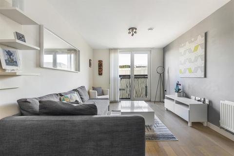 1 bedroom flat for sale, Woods House, Grosvenor Waterside, 7 Gatliff Road, London SW1W