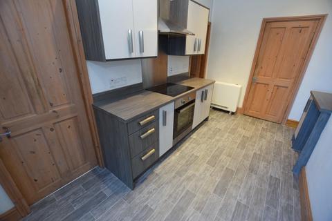 2 bedroom flat to rent, Hufling Lane, Burnley