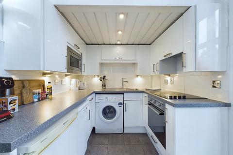 1 bedroom apartment for sale, Belgrave House, Clapham Road, Oval, London, SW9