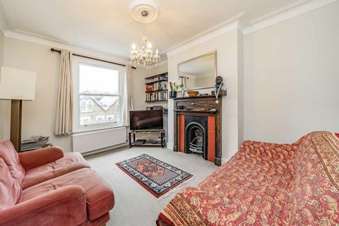 2 bedroom flat for sale, Scarborough Road, London N4