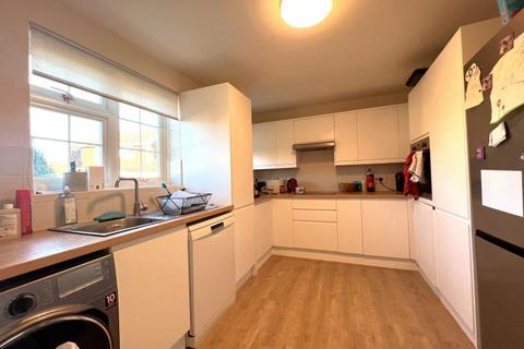 undefined, Foxglove Gardens, Guildford GU4