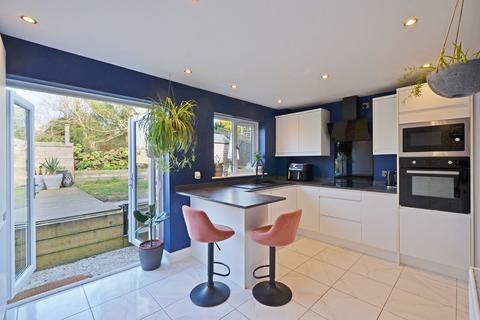 8 Hillside Meadows, Foxhole, St Austell, PL26 7TA