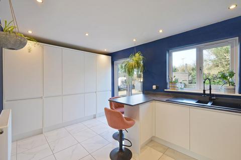 8 Hillside Meadows, Foxhole, St Austell, PL26 7TA