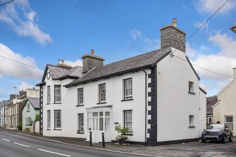 5 bedroom detached house for sale, Bridge Street, Llanon, SY23