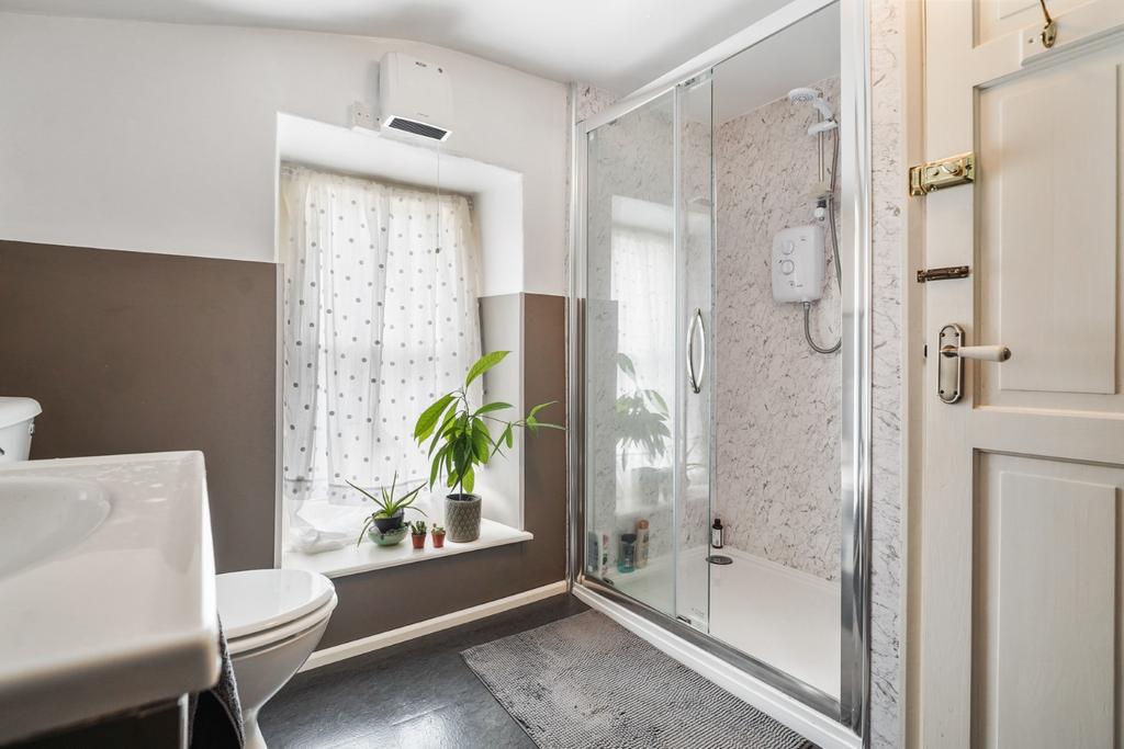 Shower Room  1