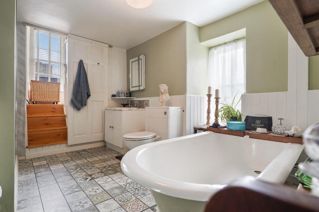 En Suite  2