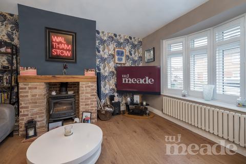 3 bedroom semi-detached house for sale, The Bramblings, Chingford, E4