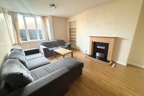 2 bedroom flat to rent, Wood Lane, Chapel Allerton, Leeds, West Yorkshire, LS7