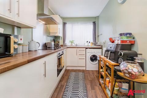 31 Winston Close, Romford, RM7 8LL