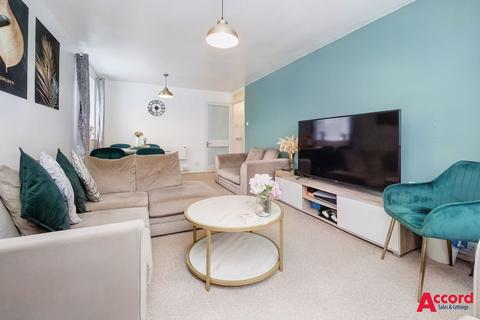 31 Winston Close, Romford, RM7 8LL
