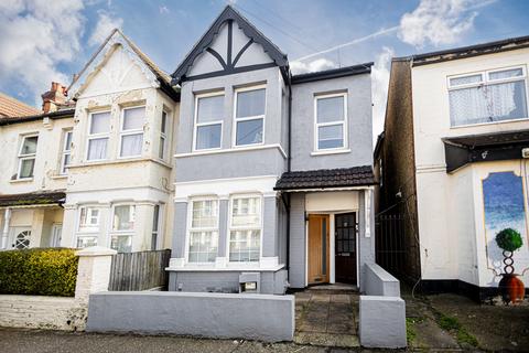 undefined, Northview Drive, Westcliff-on-sea, SS0