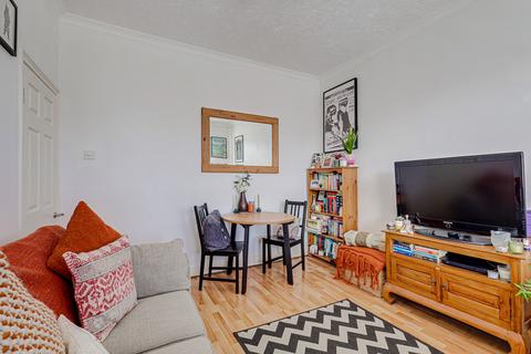 undefined, Northview Drive, Westcliff-on-sea, SS0