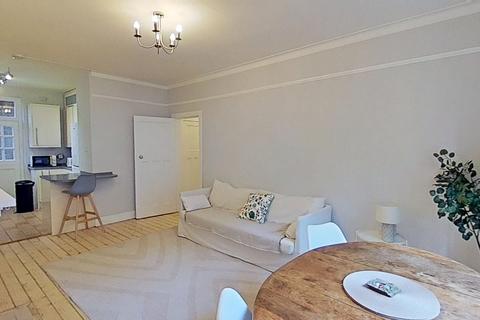 3 bedroom flat to rent, Learmonth Park, Edinburgh, Midlothian, EH4