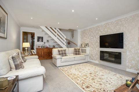 33 Breck Terrace, Penicuik, EH26 0RJ