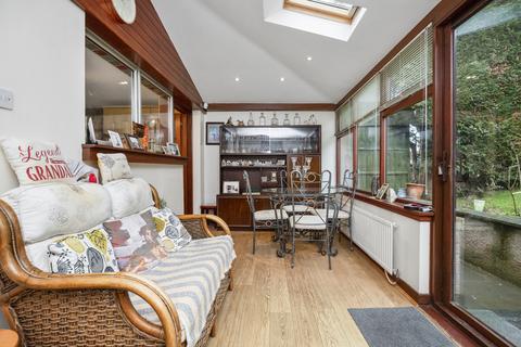 33 Breck Terrace, Penicuik, EH26 0RJ