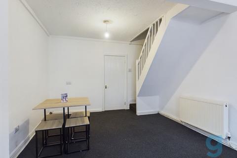 2 bedroom property to rent, Colville Street, Liverpool, L15