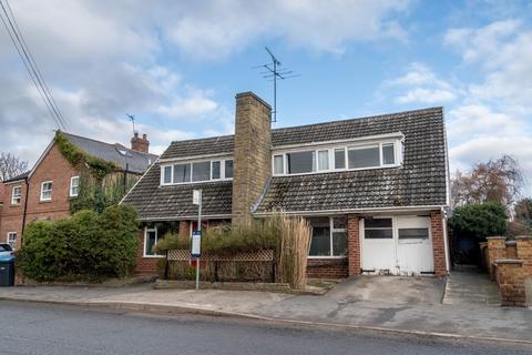 4 bedroom detached house for sale, Newton Road, Tollerton, York