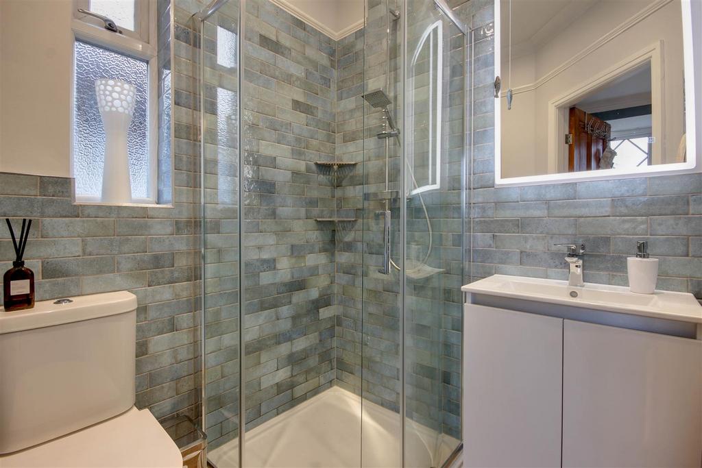 En-suite shower Room