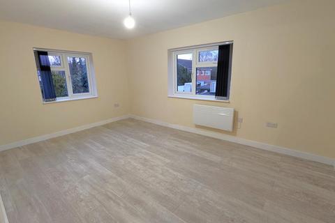 1 bedroom flat to rent, 103 Walton Road, Woking GU21