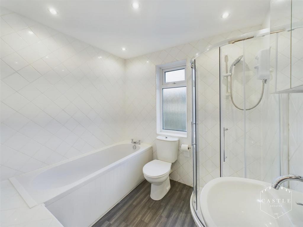 Family bathroom