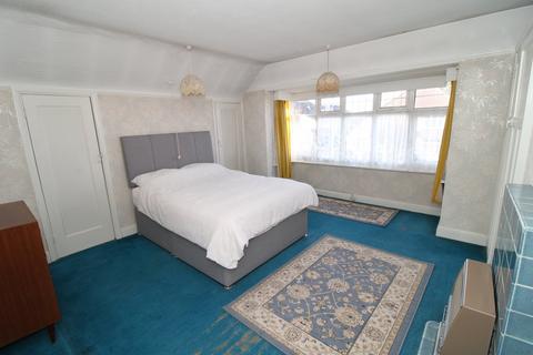 23 Cherry Walk, Bromley, BR2 7LT