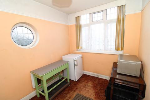 23 Cherry Walk, Bromley, BR2 7LT
